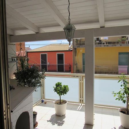 La Voce Del Violino Acomodação com café da manhã Ragusa Exterior foto